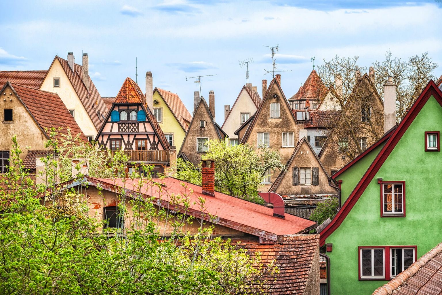 Most charming. Ротенбург Бавария цветные крыши. Голландская крыша. Голландские крыши домов. Нидерланды крыши.
